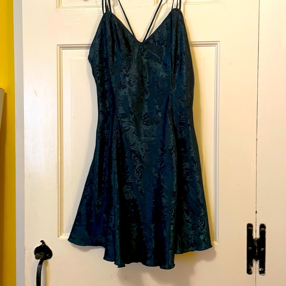 Flirty, fun, sexy Victoria’s Secret nightie. Vintage size medium.